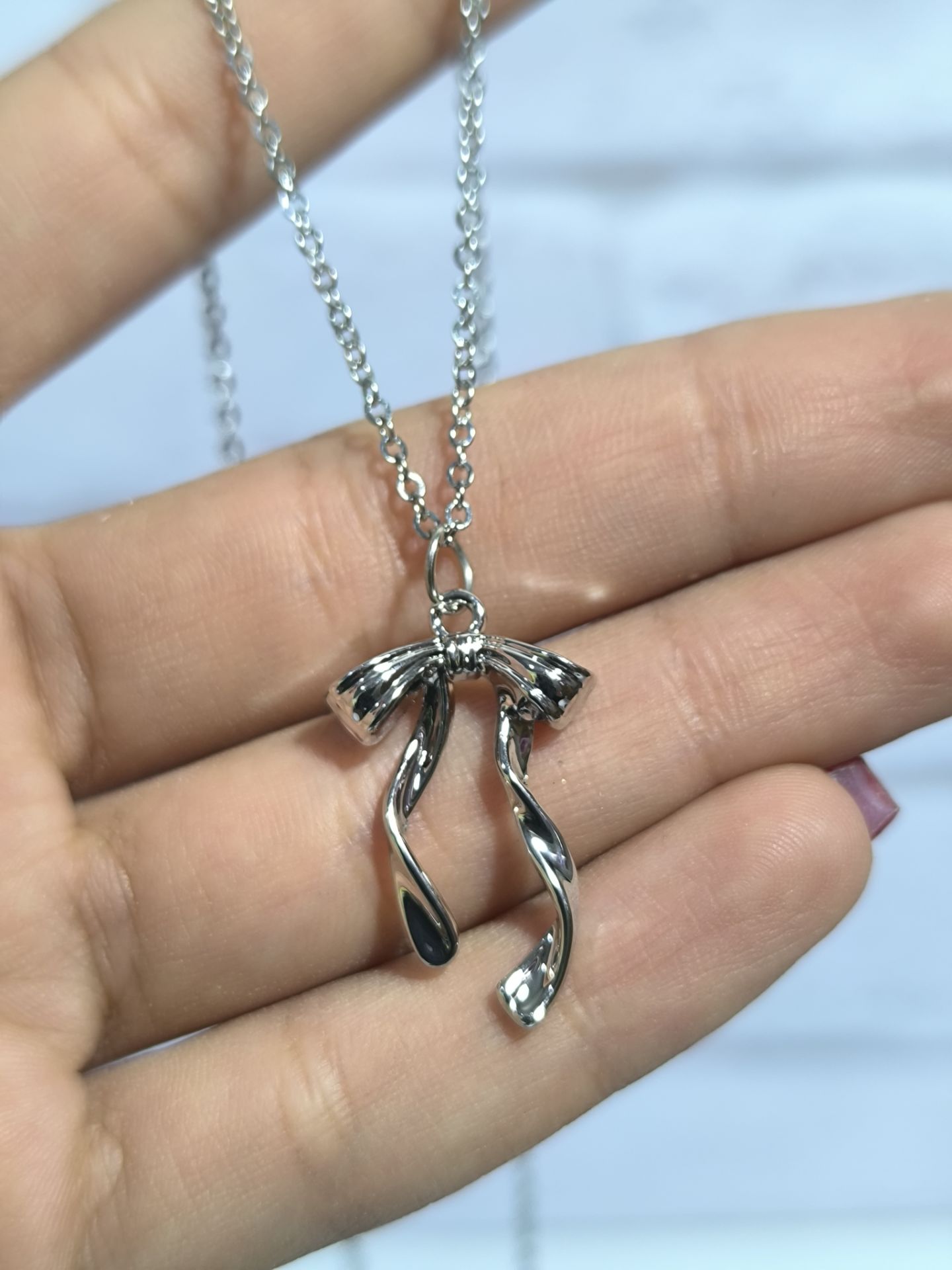 گردنبند پاپیون