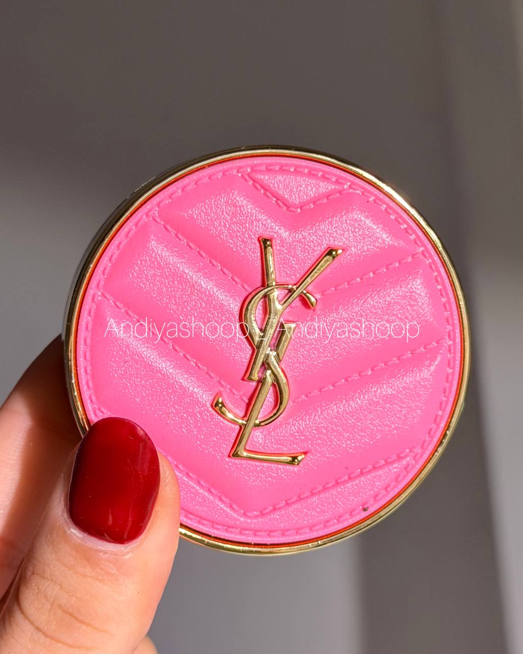 رژگونه ysl