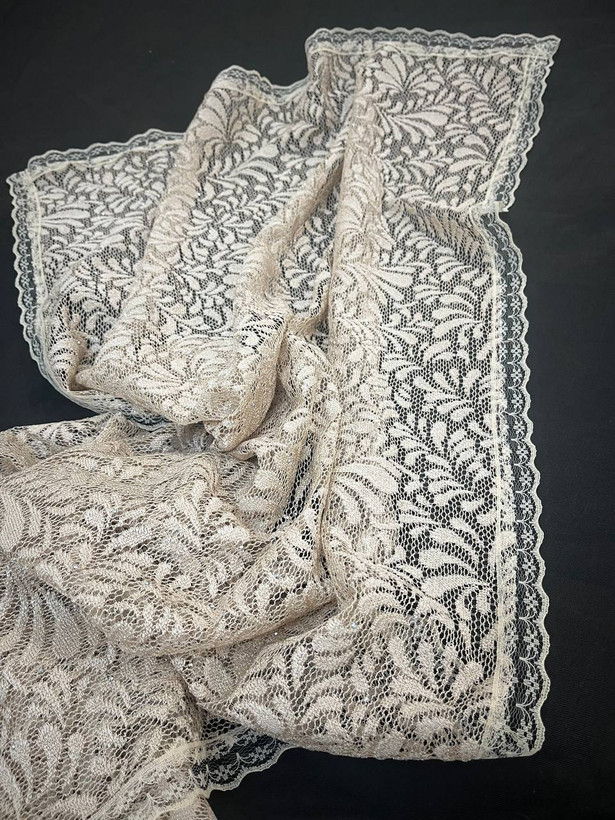 شال گیپور نگین کارشده مجلسی زنانه کرم بژ